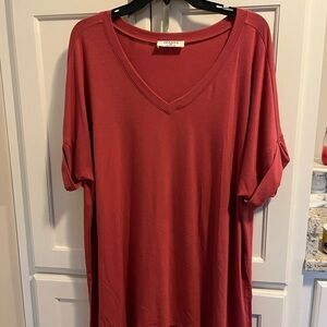 Zenana Outfitters Women's Rose colored V-Neck Short Sleeve Tee